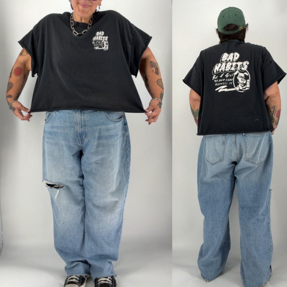 Gildan Bad Habits Bar & Grill cropped boxy t-shirt bar tattoo alt plus size 3XL